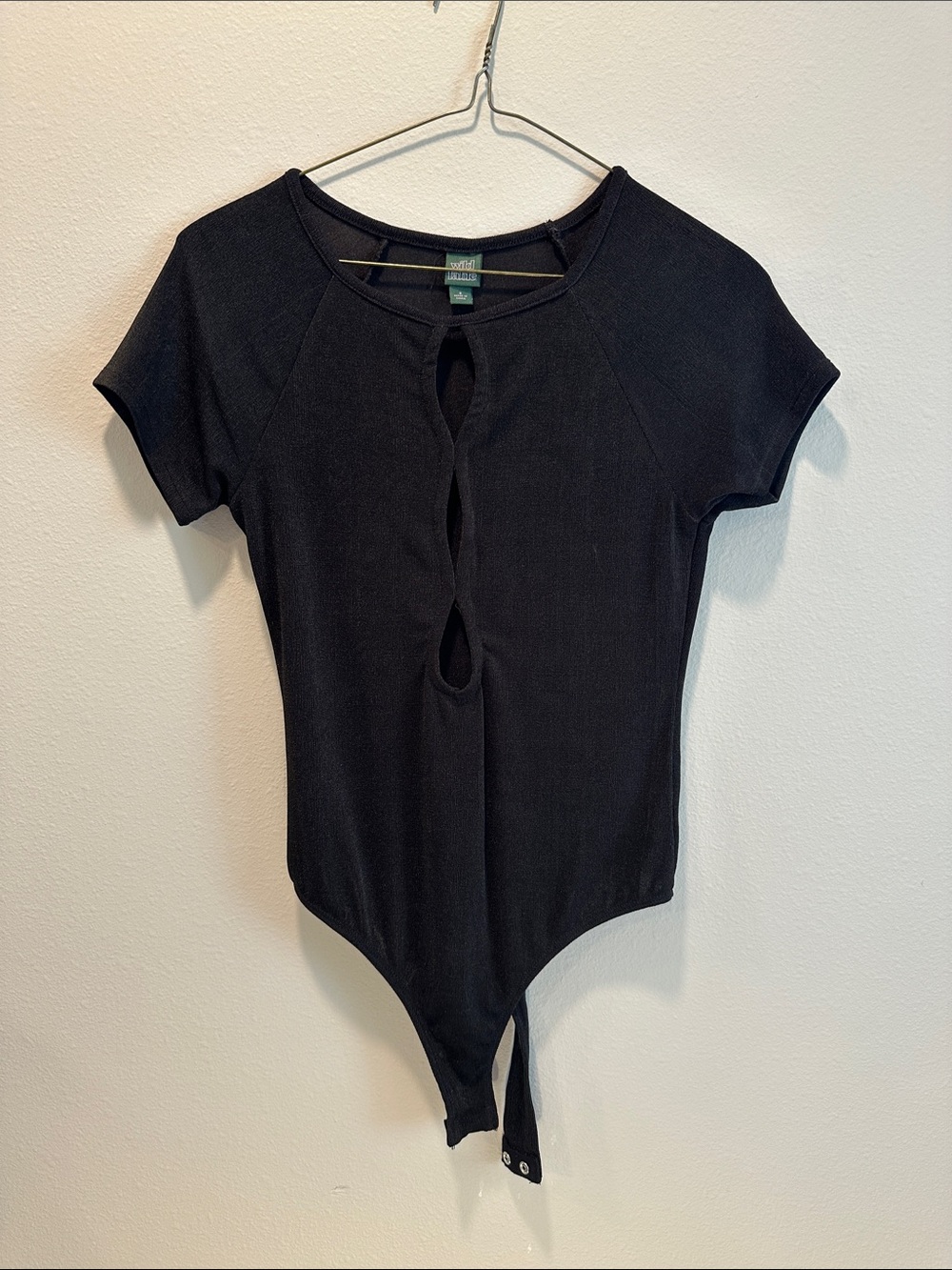 wild fable Black Short-Sleeve Keyhole Front Bodysuit